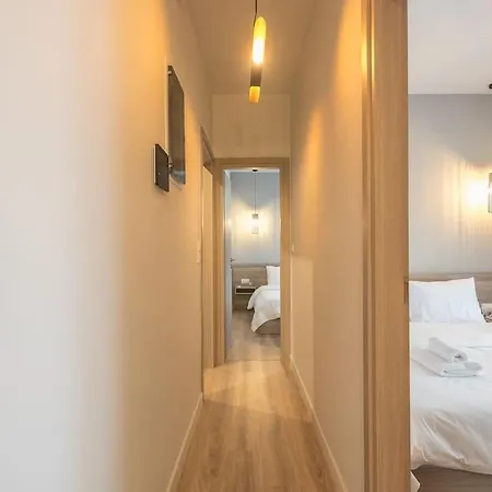 Superior & Spacious Apartment